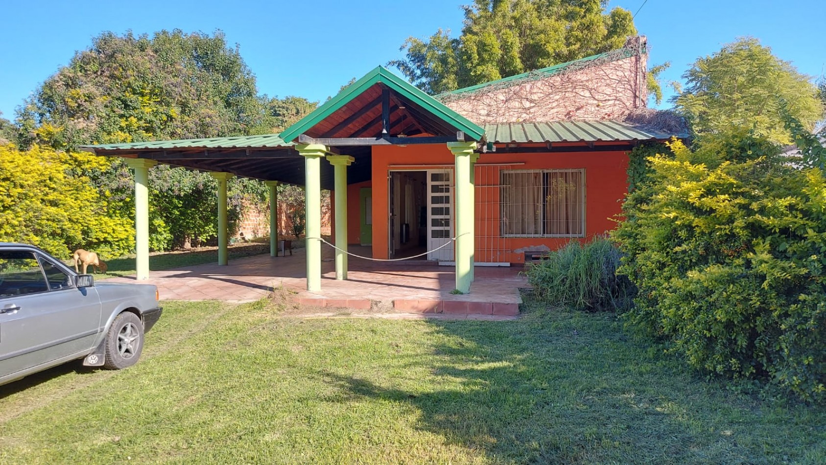 Casa quinta de 2 habitaciones en VENTA - Barrio Las Acacias