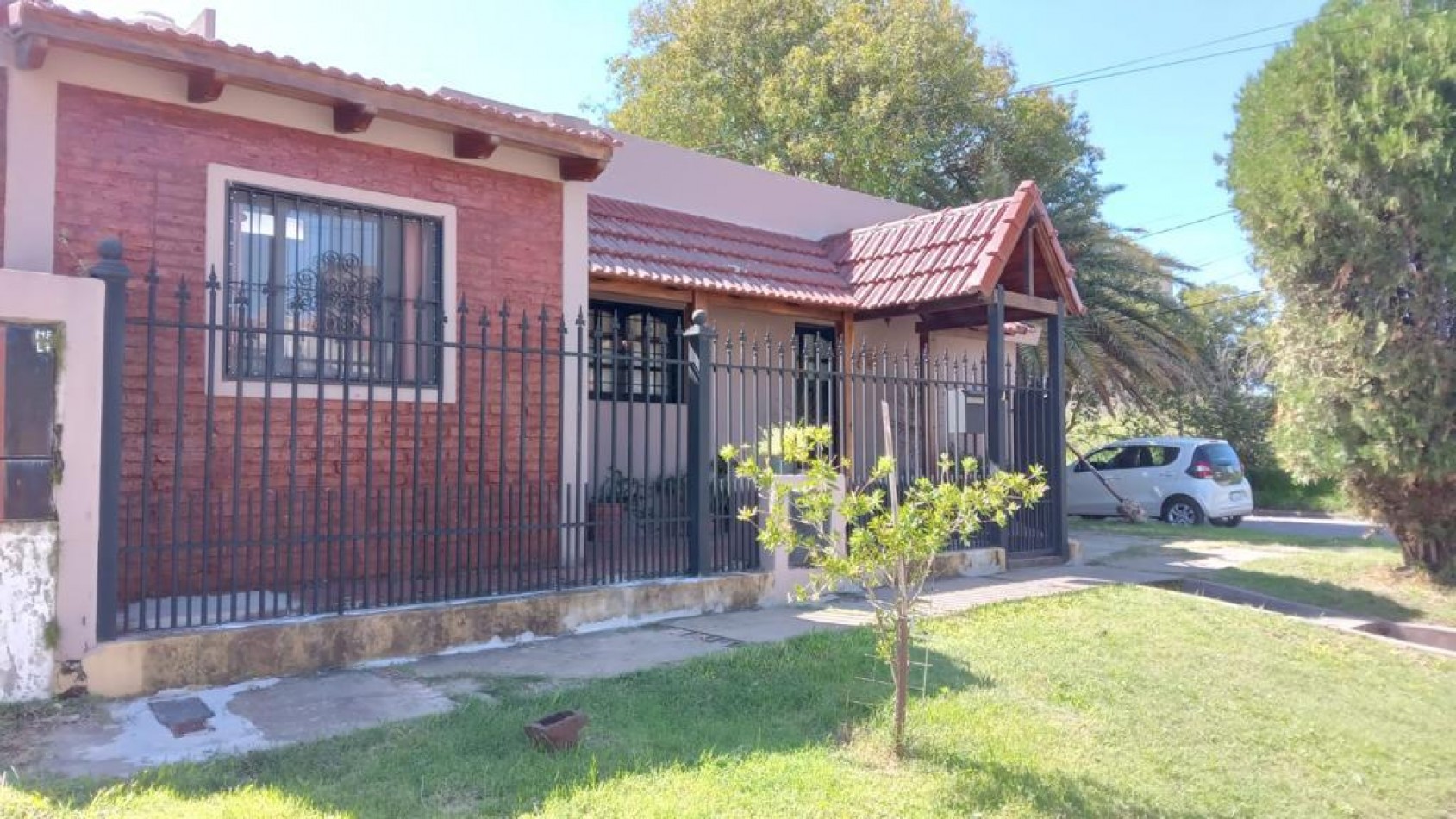 Casa de 3 habitaciones en VENTA en Bo Hernandarias