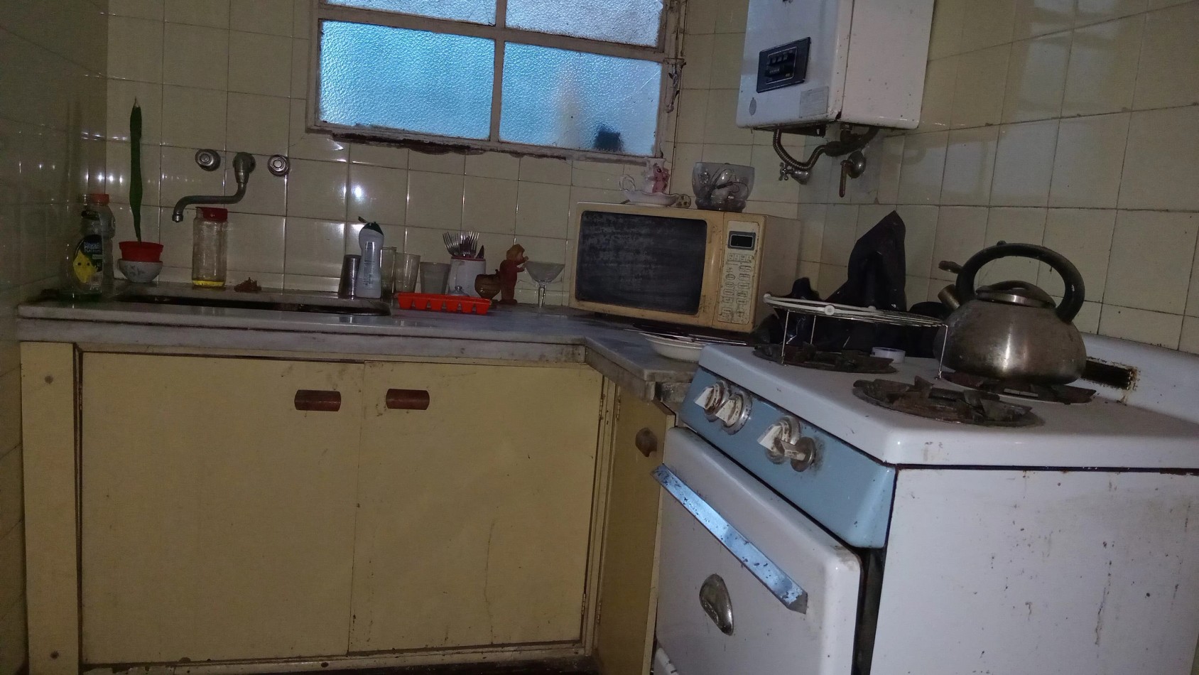 Casa a refaccionar distribuida en dos plantas en VENTA zona Cristo