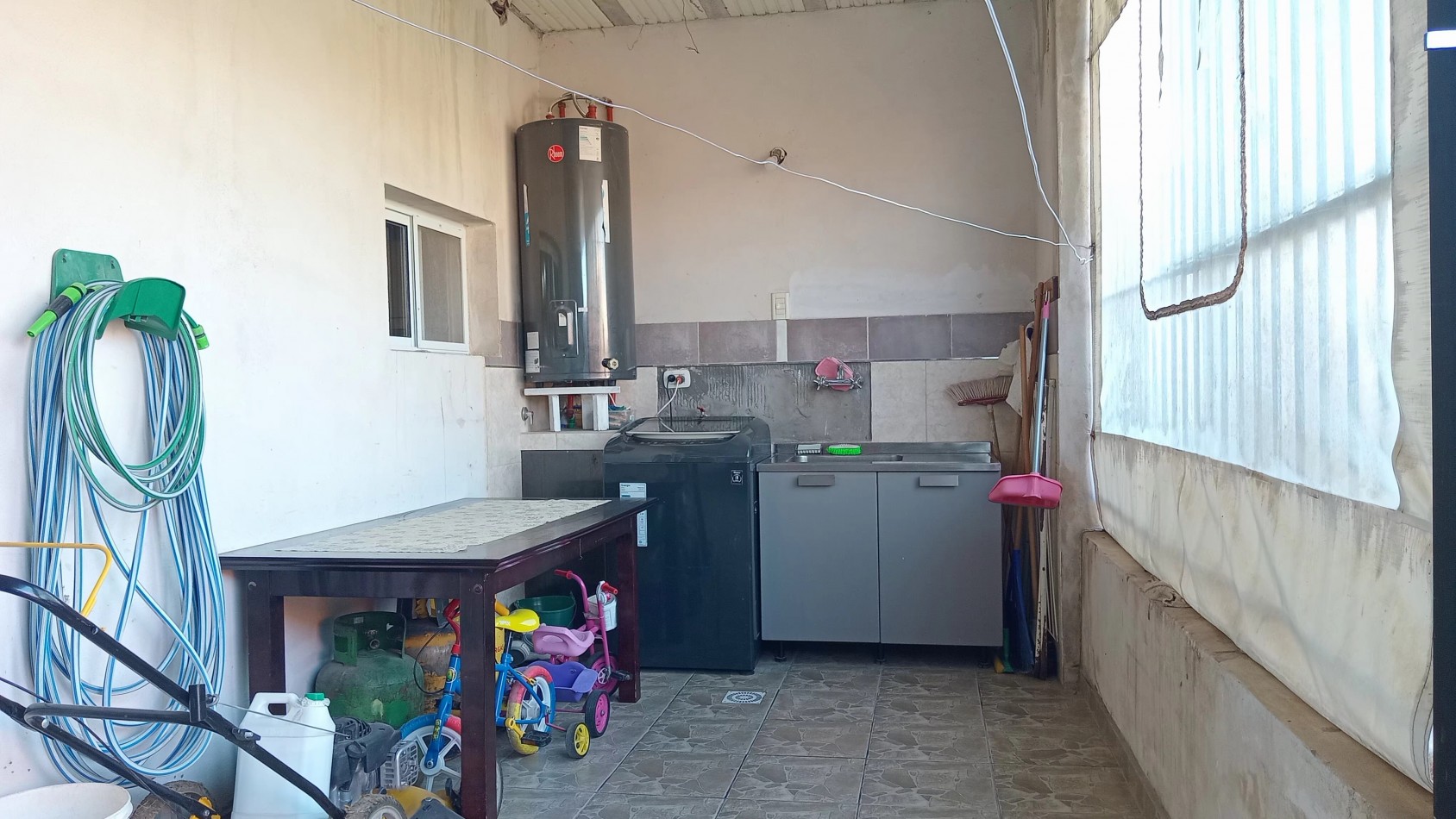 Casa doble terreno en VENTA zona Balbin