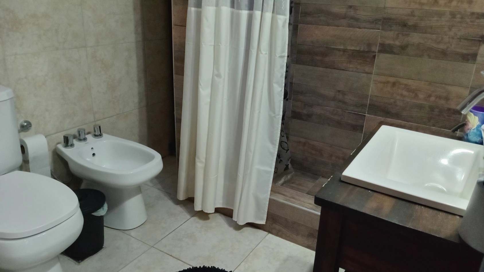 Casa doble terreno en VENTA zona Balbin
