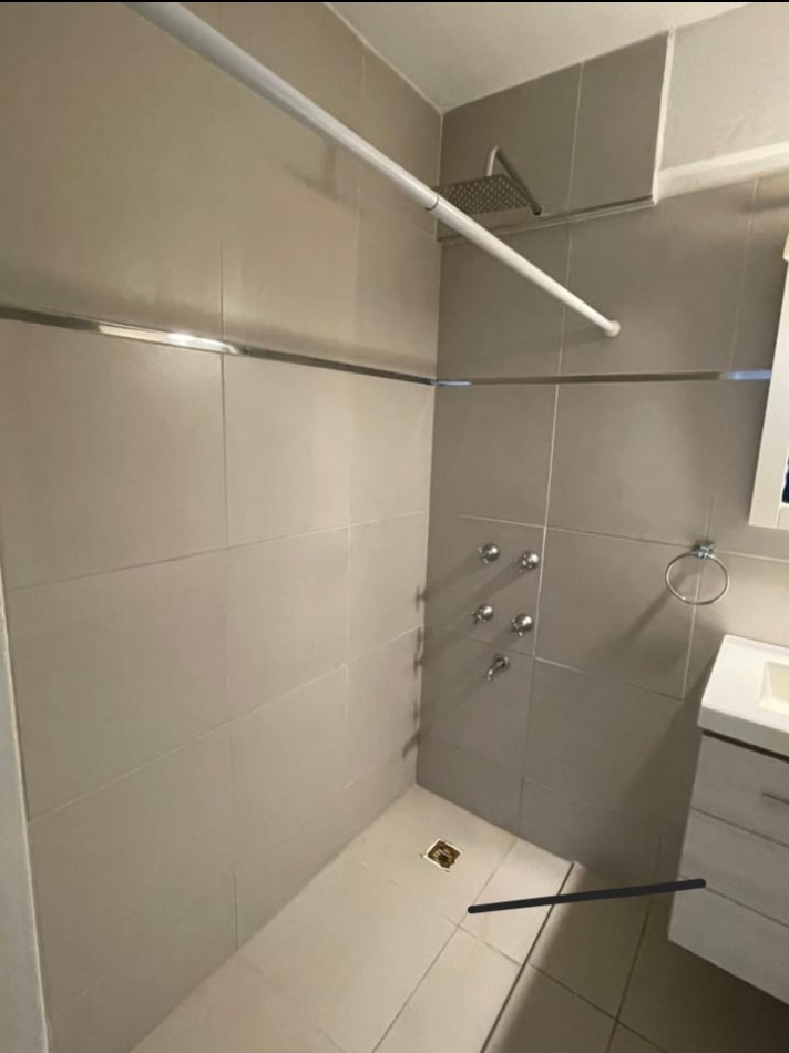 Departamento en VENTA zona Parque Parana