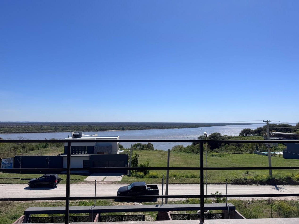 Triplex en VENTA a estrenar con vista al Rio