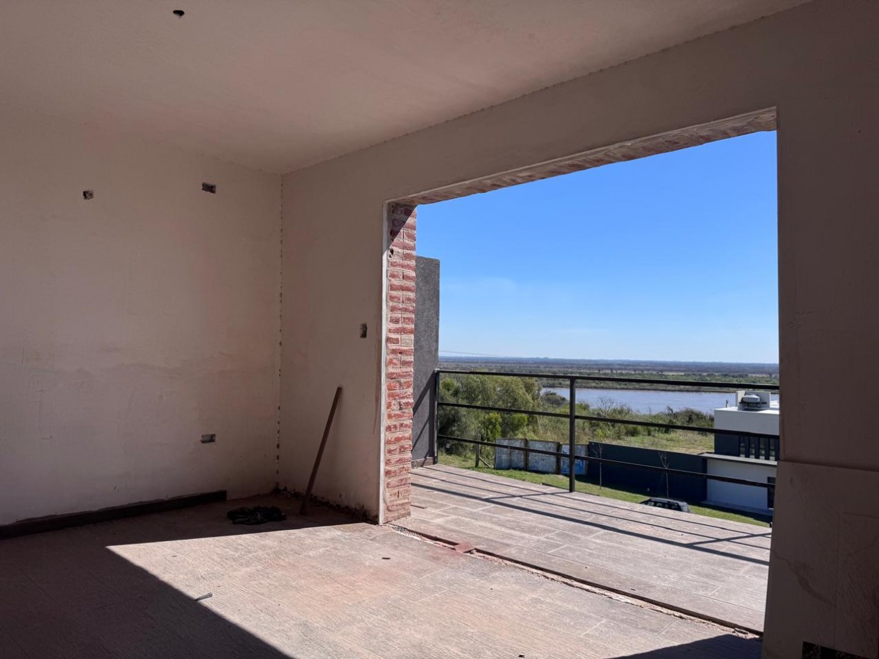 Triplex en VENTA a estrenar con vista al Rio