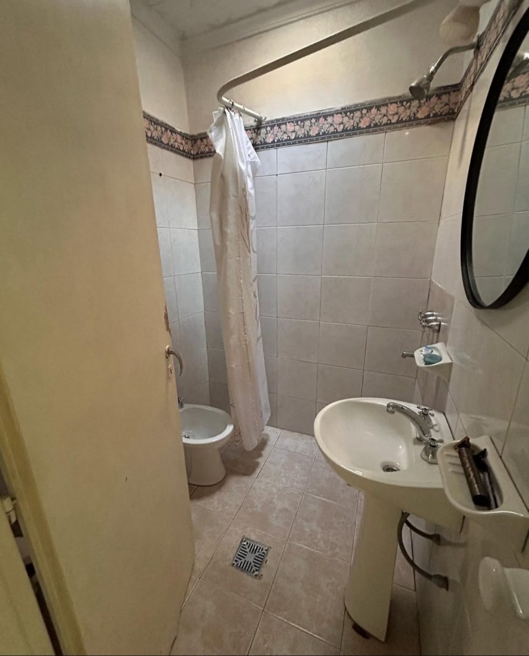 Casa en VENTA con 3 dormitorios y patio