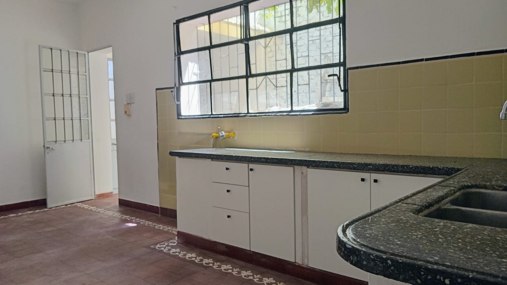 Casa en ALQUILER excelente ubicacion