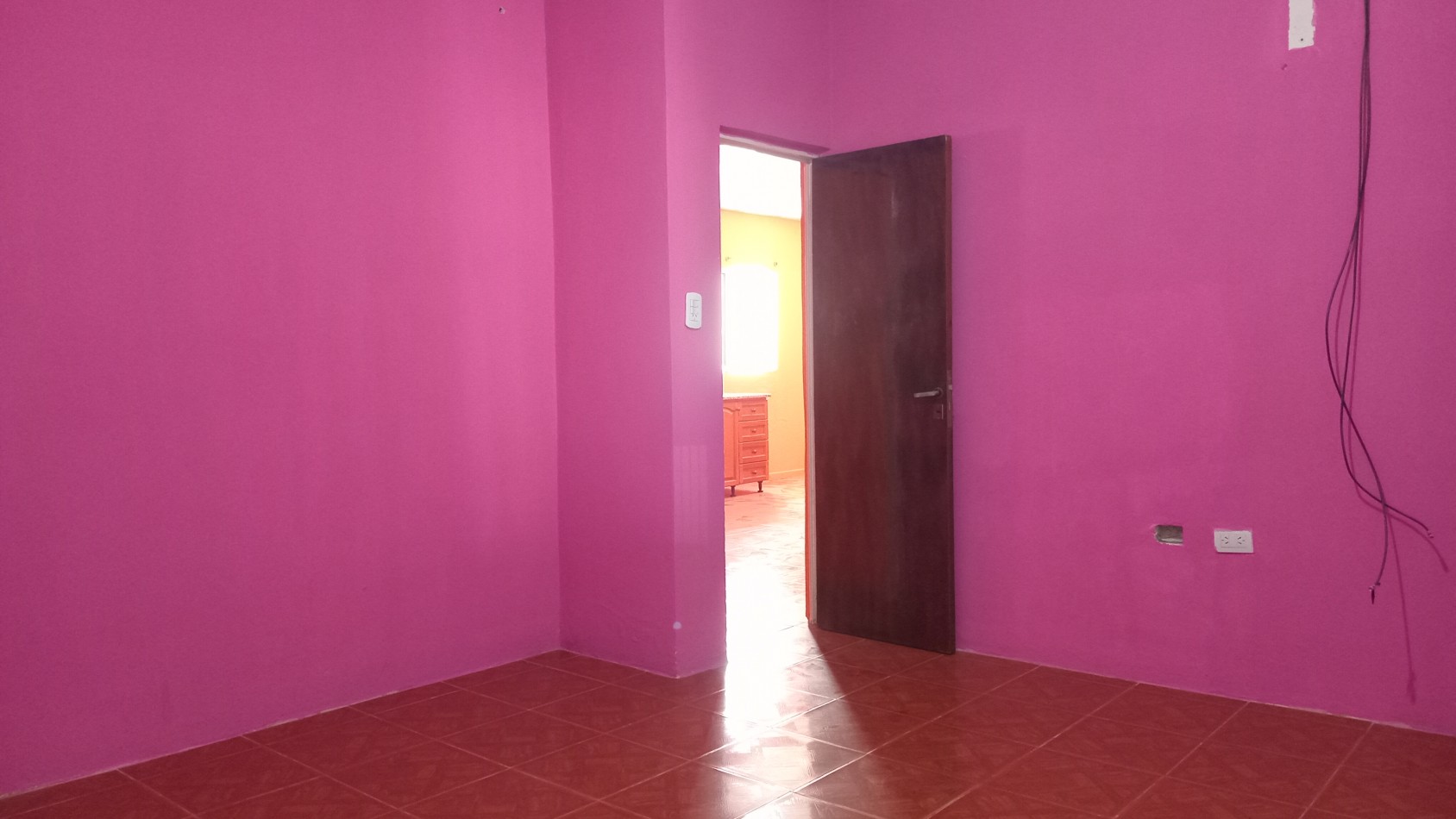 Casa en VENTA 3 habitaciones y gran patio en Colonia Avellaneda