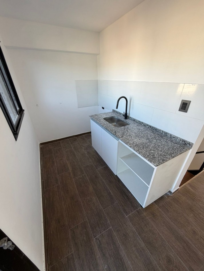 Triplex en ALQUILER a estrenar con vista al Rio